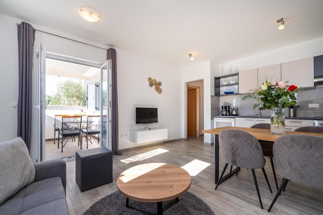 House Of Dalmatia Apartment Pakostane Exterior photo