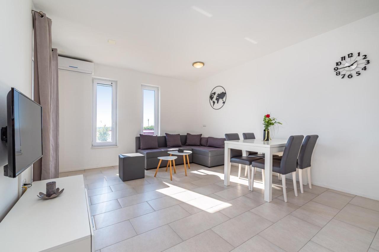 House Of Dalmatia Apartment Pakostane Exterior photo